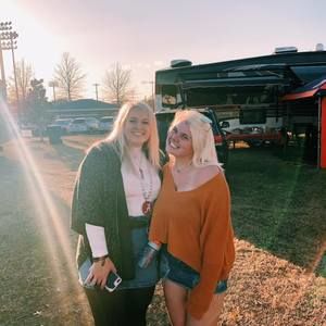 Meet your Posher, Jenna